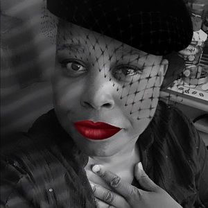 Meet your Posher, Allison